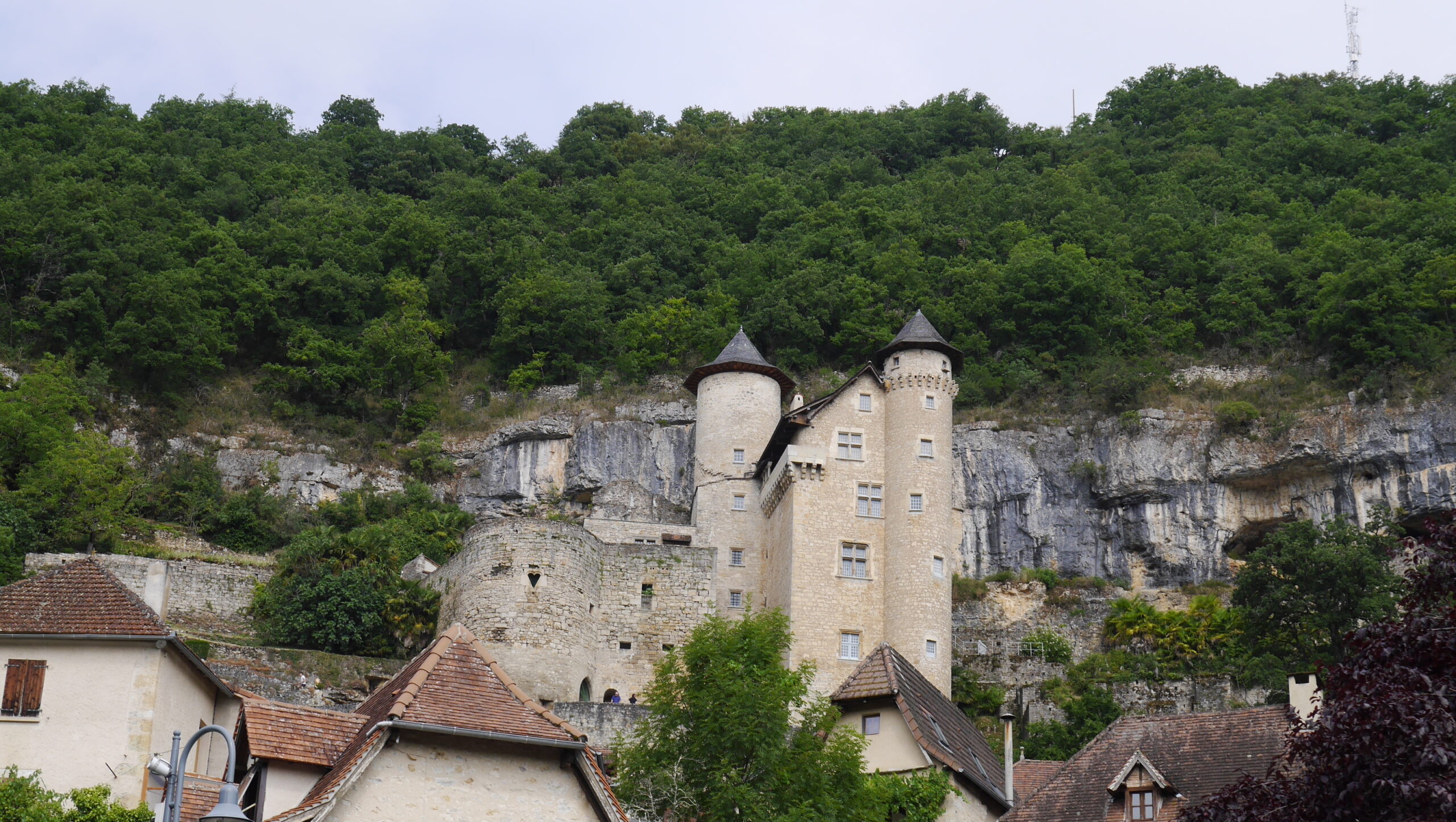 Le château de Larroque Toirac